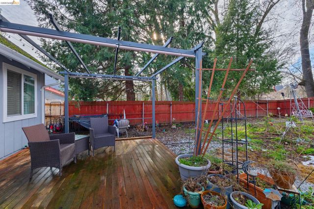 21708 Water Oak Dr, Sonora, CA 95370