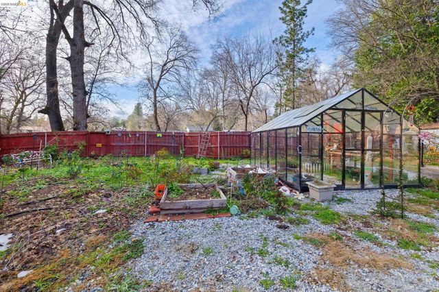 21708 Water Oak Dr, Sonora, CA 95370