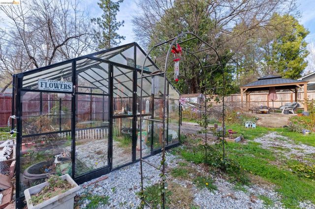 21708 Water Oak Dr, Sonora, CA 95370