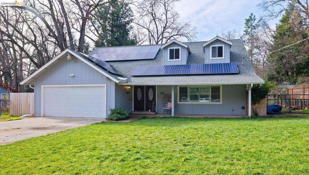 21708 Water Oak Dr, Sonora, CA 95370