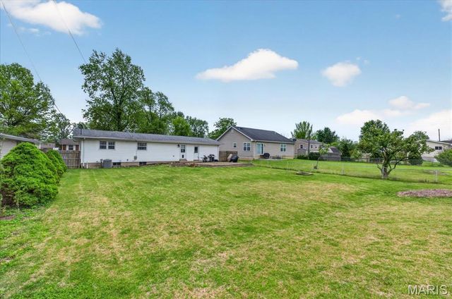109 Keene Court, St Charles, MO 63303