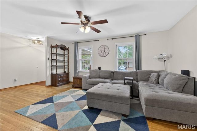 109 Keene Court, St Charles, MO 63303