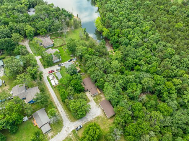 163 Cedar Cove Road, Branson West, MO 65737