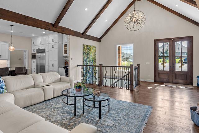 909 W Rufina Court, Nixa, MO 65714