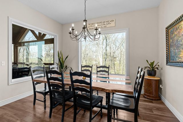 909 W Rufina Court, Nixa, MO 65714