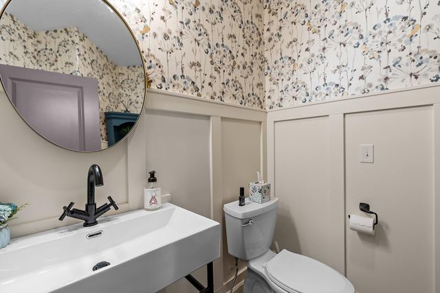 909 W Rufina Court, Nixa, MO 65714