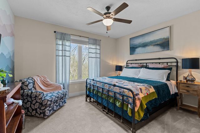 909 W Rufina Court, Nixa, MO 65714