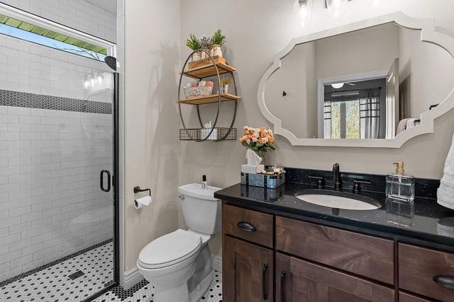 909 W Rufina Court, Nixa, MO 65714