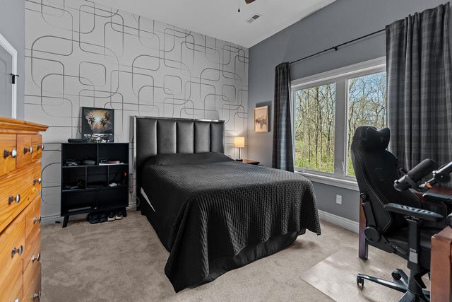 909 W Rufina Court, Nixa, MO 65714