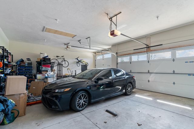 909 W Rufina Court, Nixa, MO 65714