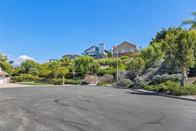 21795 Constancia, Mission Viejo, CA 92692