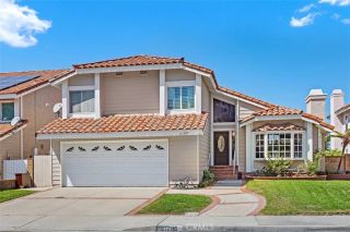21795 Constancia, Mission Viejo, CA 92692