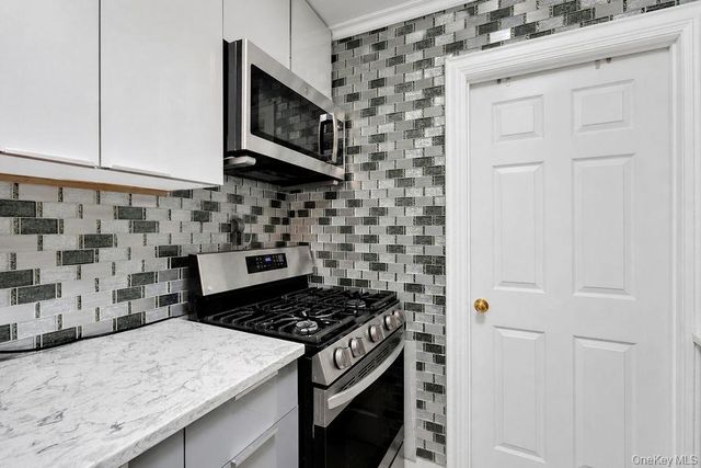 9910 60th Avenue 5J, Corona, NY 11368