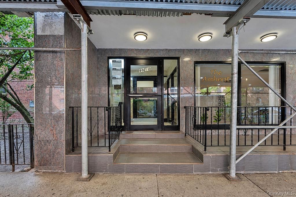 9910 60th Avenue 5J, Corona, NY 11368 — photo 3