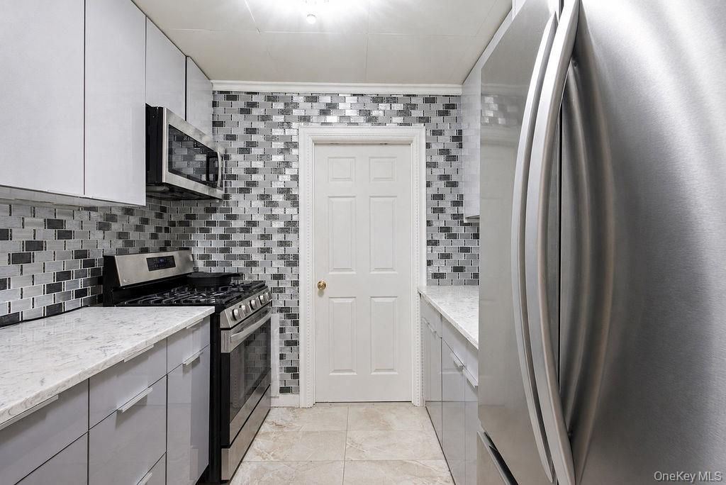 9910 60th Avenue 5J, Corona, NY 11368 — photo 5