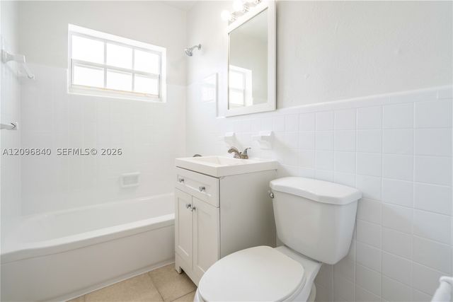 330 84th St 11, Miami Beach, FL 33141
