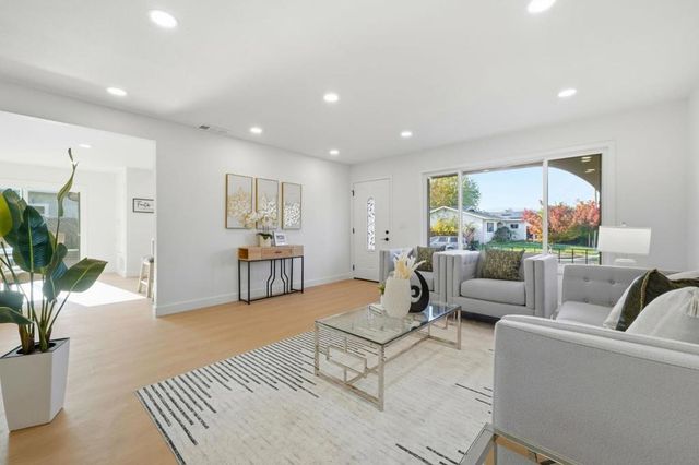 6988 Lancaster Road, Dublin, CA 94568