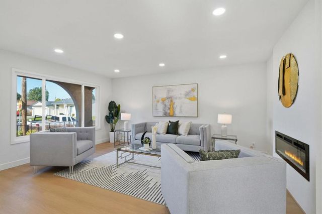 6988 Lancaster Road, Dublin, CA 94568