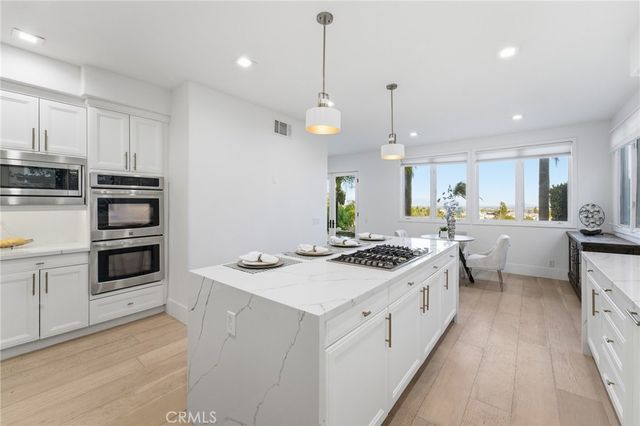 7612 Carmenita, West Hills, CA 91304