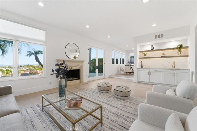 7612 Carmenita, West Hills, CA 91304