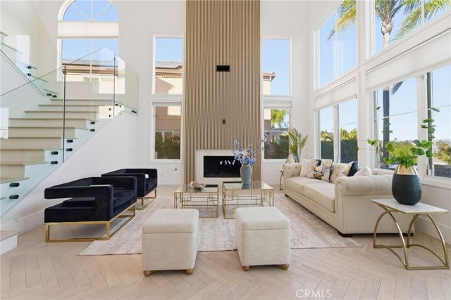 7612 Carmenita, West Hills, CA 91304