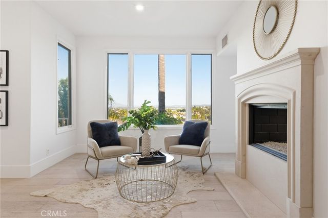 7612 Carmenita, West Hills, CA 91304