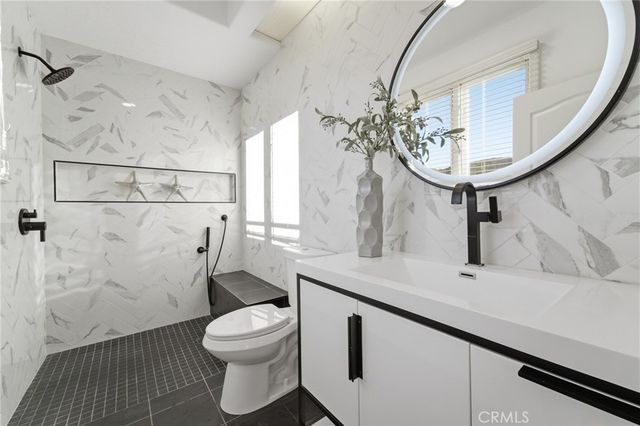 7612 Carmenita, West Hills, CA 91304