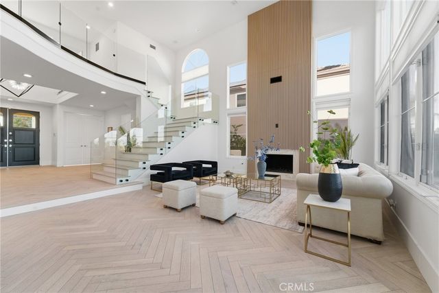 7612 Carmenita, West Hills, CA 91304