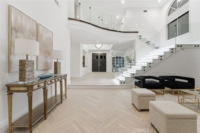 7612 Carmenita, West Hills, CA 91304
