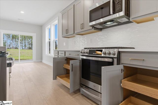 122 Terpack Court, Gray Court, SC 29645