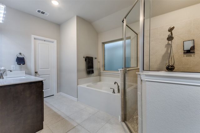 790 Colina Parkway, Farmersville, TX 75442