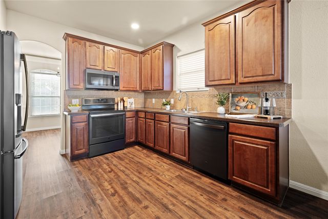 3913 Long Hollow Road, Fort Worth, TX 76262