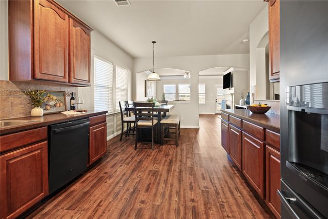 3913 Long Hollow Road, Fort Worth, TX 76262