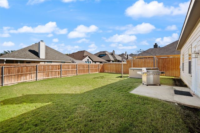 3913 Long Hollow Road, Fort Worth, TX 76262