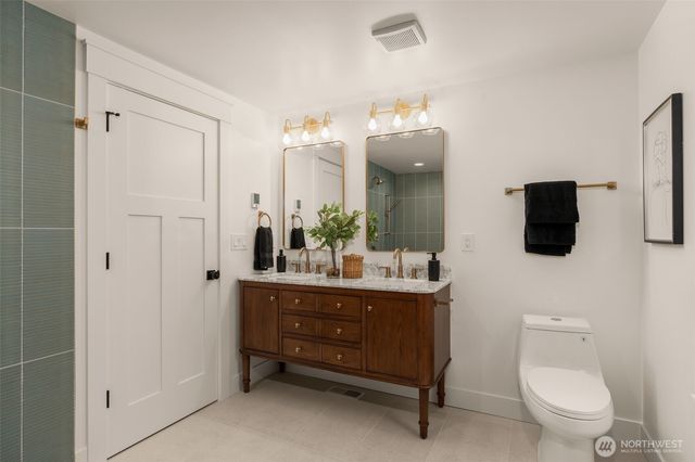 3613 40th Avenue W, Seattle, WA 98199