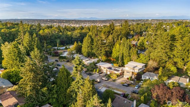 3613 40th Avenue W, Seattle, WA 98199