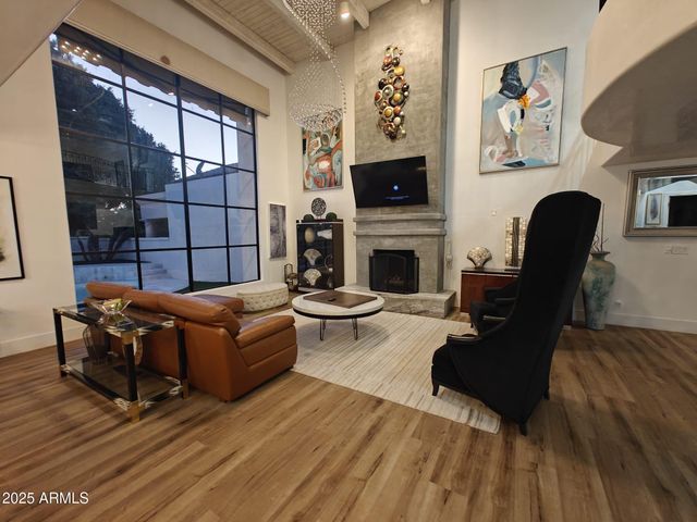 10113 E TOPAZ Drive, Scottsdale, AZ 85258