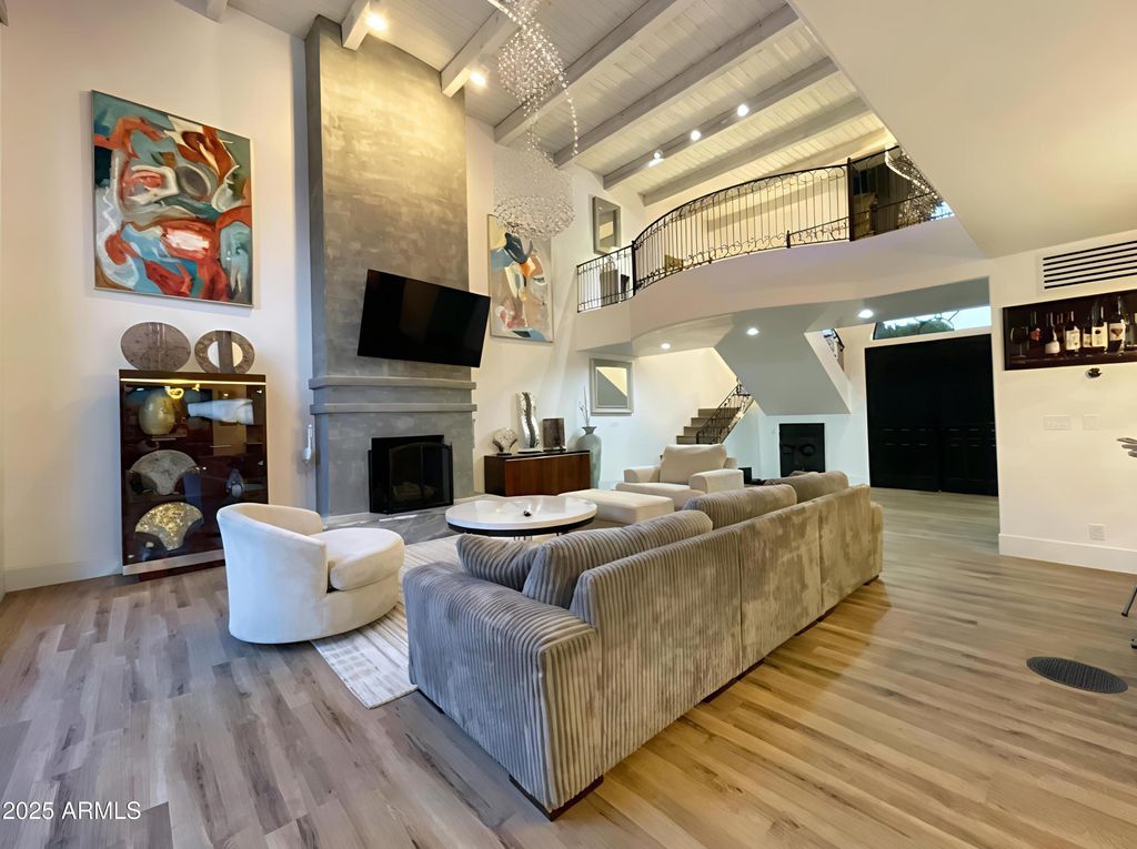 10113 E TOPAZ Drive, Scottsdale, AZ 85258