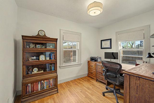 833 S Santa Fe, Salina, KS 67401