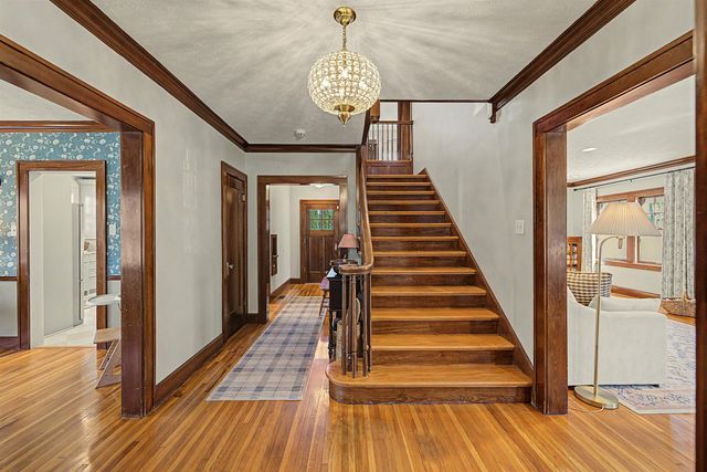 833 S Santa Fe, Salina, KS 67401