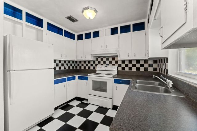 5067 MOCKINGBIRD DRIVE, Dade City, FL 33523