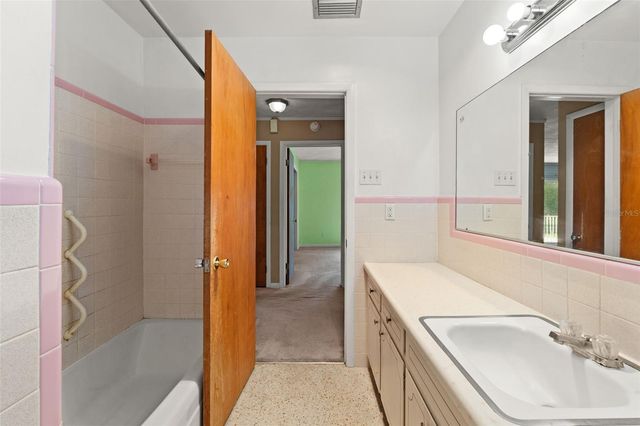 5067 MOCKINGBIRD DRIVE, Dade City, FL 33523