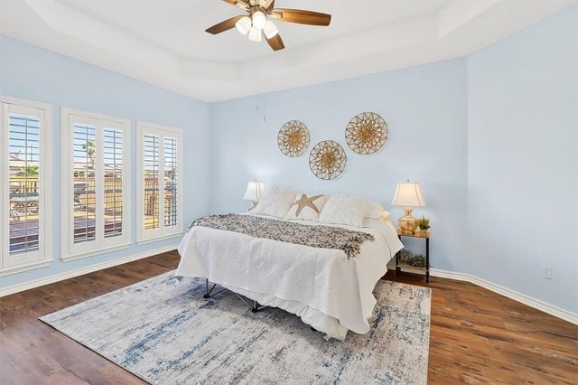 15222 Isla Pinta Ct, Corpus Christi, TX 78418