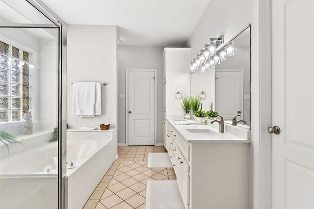 15222 Isla Pinta Ct, Corpus Christi, TX 78418