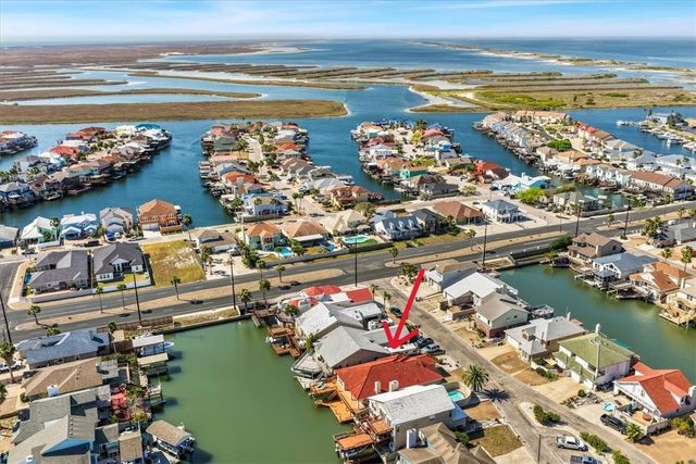 15222 Isla Pinta Ct, Corpus Christi, TX 78418