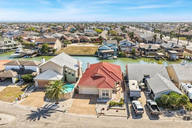 15222 Isla Pinta Ct, Corpus Christi, TX 78418