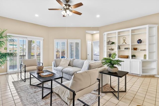 15222 Isla Pinta Ct, Corpus Christi, TX 78418