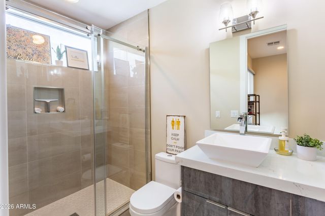 340 E OSBORN Road 1, Phoenix, AZ 85012