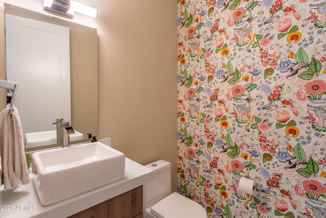 340 E OSBORN Road 1, Phoenix, AZ 85012