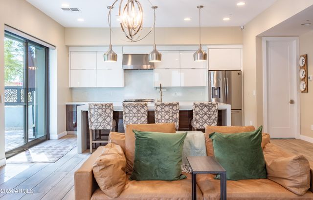 340 E OSBORN Road 1, Phoenix, AZ 85012